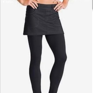 Athleta Bettona Skirt/Legging 2 in 1 Combo